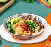 Beef Oil-Poured Noodles
