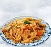 Tomato Stir-Fried Knife-Cut Noodles