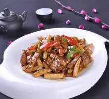 Stir-Fried Beef with King Oyster Mushrooms