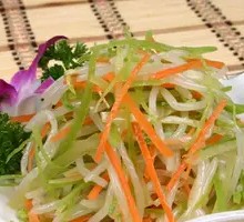Crisp Three-Strand Salad
