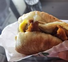 Braised Pork Belly in Flatbread