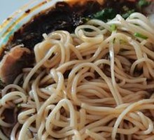 Sour Cabbage Beef Noodles