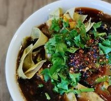 Fried Rice Noodles with Crispy Tofu