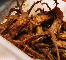 Vacuum-roasted duck tongue