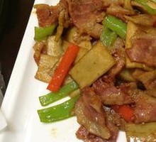 Bacon Stir-fried with King Oyster Mushroom