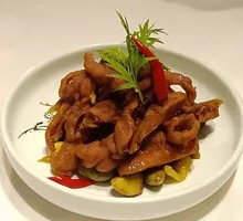 Pickled Garlic Chicken Feet