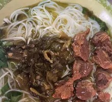 Sour Cabbage Beef Noodle Soup