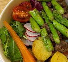 Roasted Steak with Asparagus
