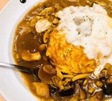 Indian-style Chicken Curry Omelette Rice