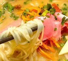 Three-line Rice Noodles