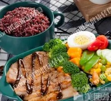 Sautéed Chicken Breast with Seaweed Flakes and Rice