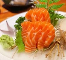 超人气三文鱼刺身