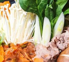 Kimchi Beef Hot Pot
