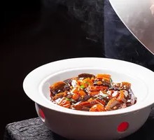 Braised Eel with Single Garlic