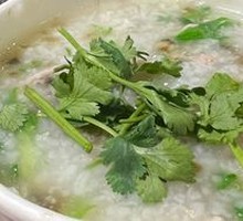 皮蛋香菇瘦肉粥