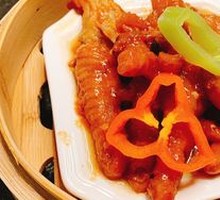 Steamed Chicken Feet in Famous Sauce