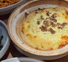 Homemade Cheese Baked Mashed Potatoes