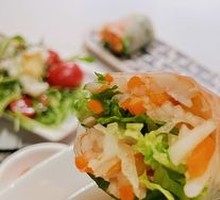 Special Fresh Shrimp Rolls