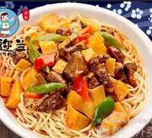 土豆烧牛肉盖面