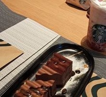 Silky Dark Chocolate Mousse Cake