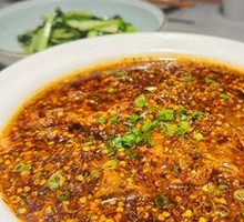 Boiled Freshly Sliced Pork Shoulder