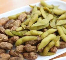 Braised Peanuts and Edamame