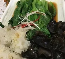 Mixed Mushroom Dressing Salad