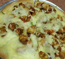 Garden Roast Chicken Pizza