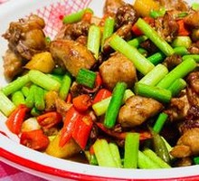 Bamboo Forest Stir-Fried Chicken