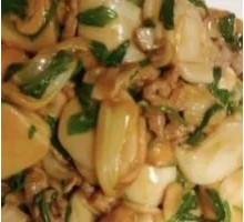 Stir-fried Pork and Greens with Rice Noodles