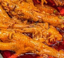 Braised Chicken Feet in Secret Sauce