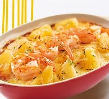 Pineapple Shrimp Fried Rice Bake