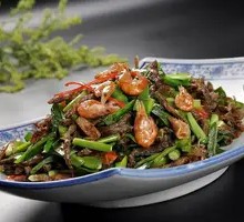 Green Pepper and Small Fish Shrimp