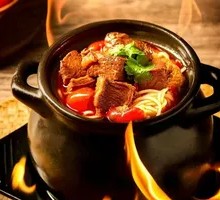 Clay Pot Beef Noodles