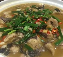 Earthen Pot Steamed Clear Water Fish