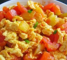 Tomato and Egg Stir-Fry