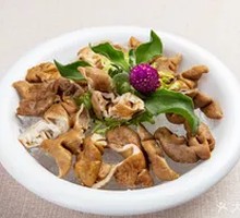 Oil-Reduced Pig Intestine