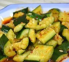 Knife-Pounded Cucumber