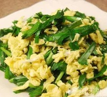 Stir-fried Eggs with Leeks