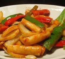 Beef Offal Stir-Fried with Rice Noodles