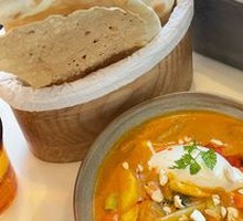Butter Chicken with Freshly Baked Naan