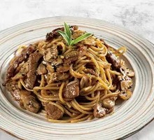 Black Pepper Beef Spaghetti