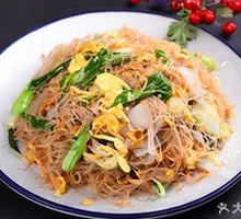 Stir-Fried Rice Noodles