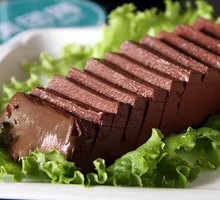 Aluminum-Wrapped Duck Blood