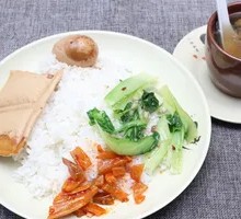 Chicken and Goji Soup Rice