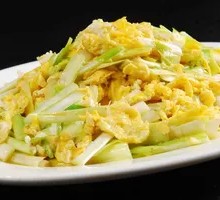 Stir-fried Leek with Free-range Eggs