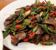Bell Pepper and Pig Liver Stir-fry