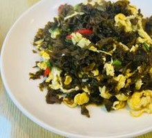 Lichen and Egg Stir-fry