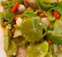 Dried Lettuce with Preserved Meat