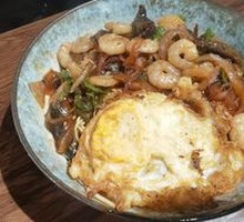 Shrimp and Eel Noodles